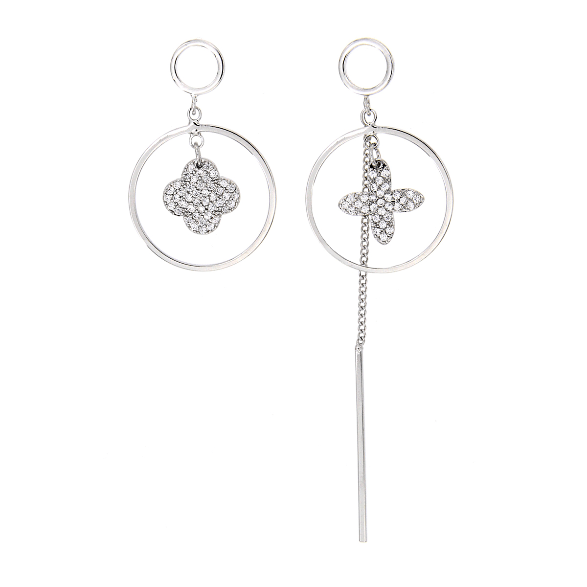 Pendientes largos desiguales Cruz Pendientes largos desiguales Cruz